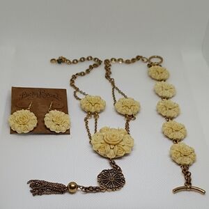 Lucky Brand Cream Floral Necklace Set